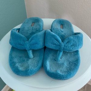 Plush slipper